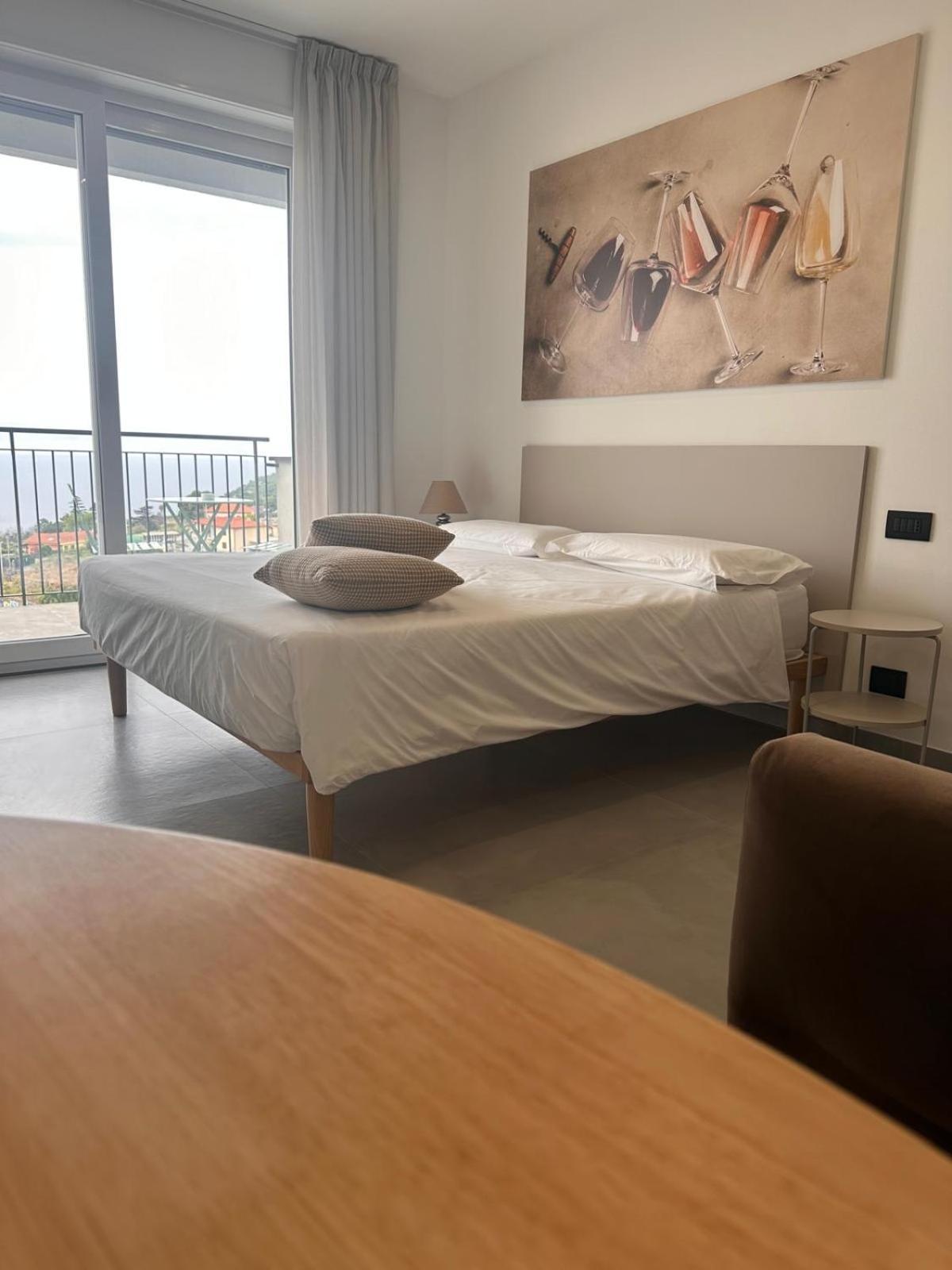 Villa La Matta Apartments And Luxury Suites Sanremo Bilik gambar