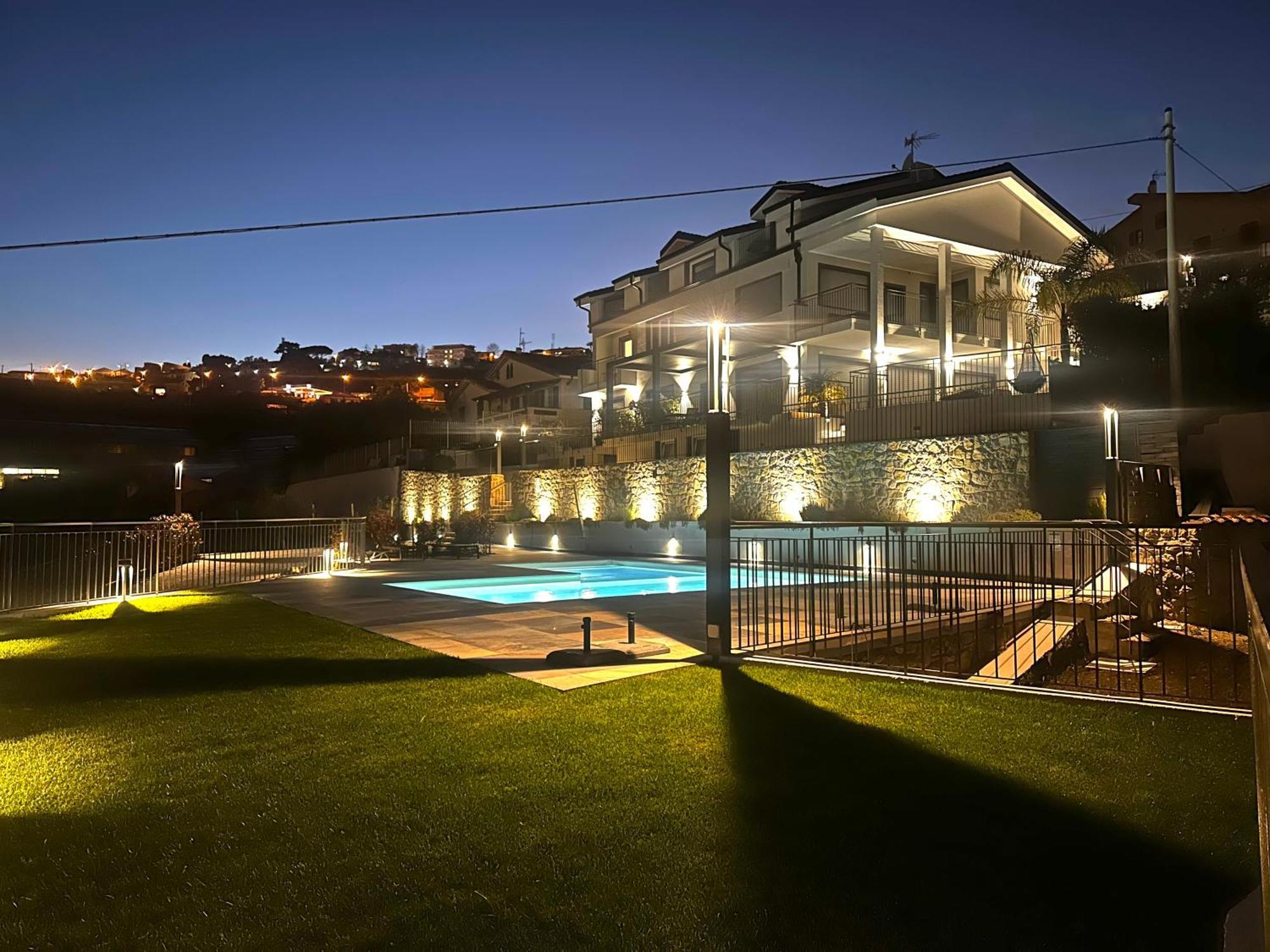 Villa La Matta Apartments And Luxury Suites Sanremo Luaran gambar